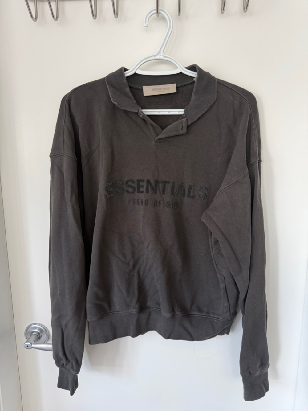 Essentials Crewneck Sweatshirt in Charcoal Gray